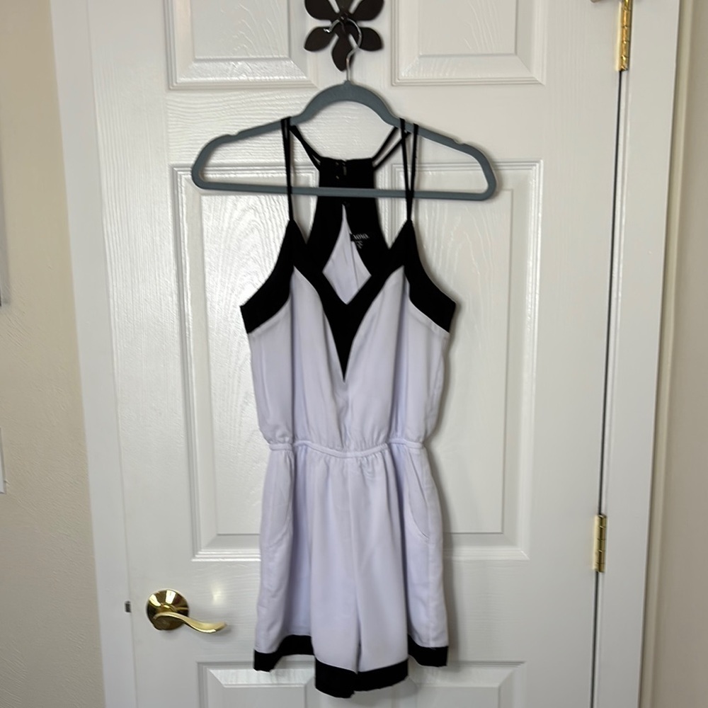 XOXO Stylish Black and White One Piece Romper Fully Lined size Small